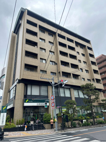 市川駅北口